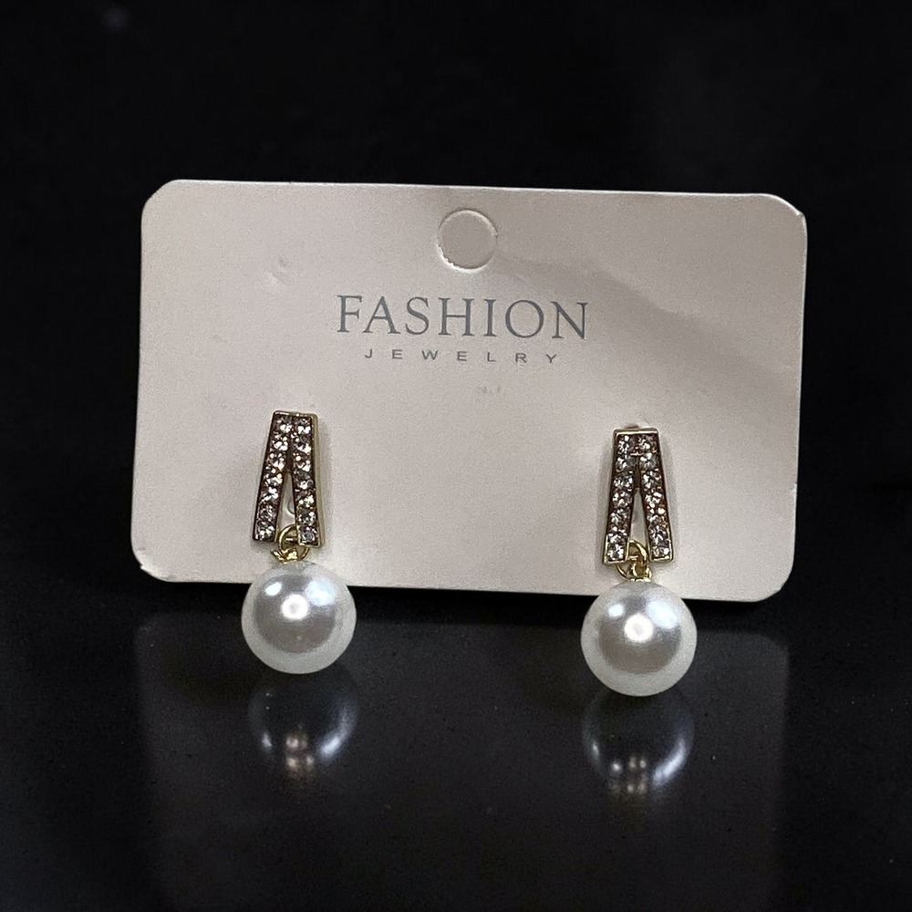 Fashion Jewelry Gold Tone‎ Rhinestone Geometric V Drop Faux Pearl Earrings New